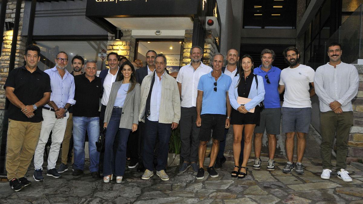  Daniel Scioli se reunió en Mar del Plata con empresarios del turismo local 
