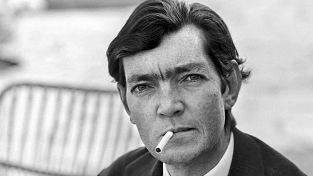 Una mirada a los libros, vida y obra de Julio Cortázar en el 40 aniversario de su fallecimiento.