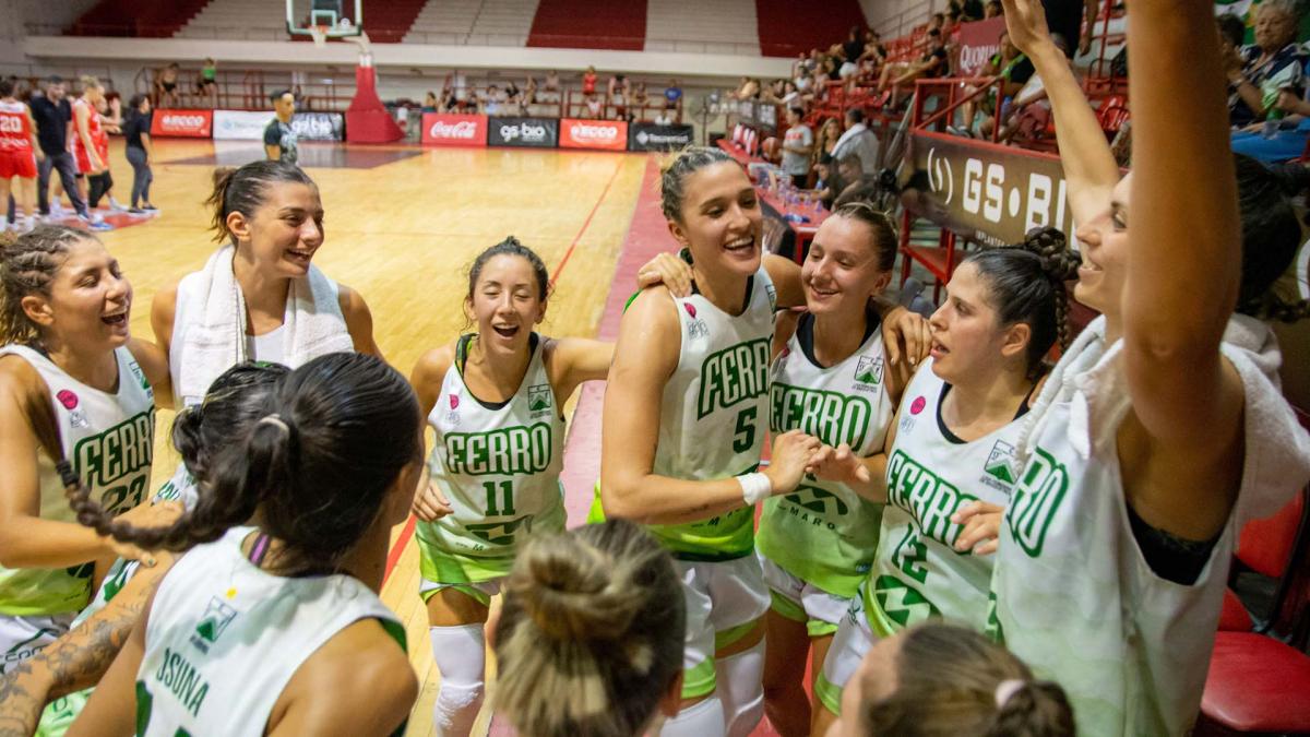  Ferro extiende su invicto en la Liga Femenina 