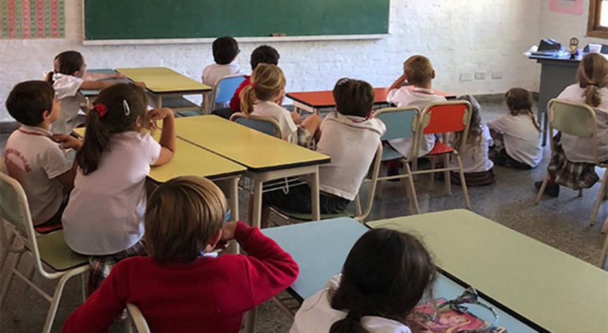  El Gobierno volvió a eximir a colegios privados de aportes patronales 