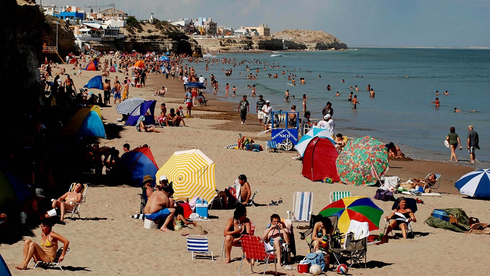 Durante el feriado de Carnaval, Río Negro batió récord de turistas.