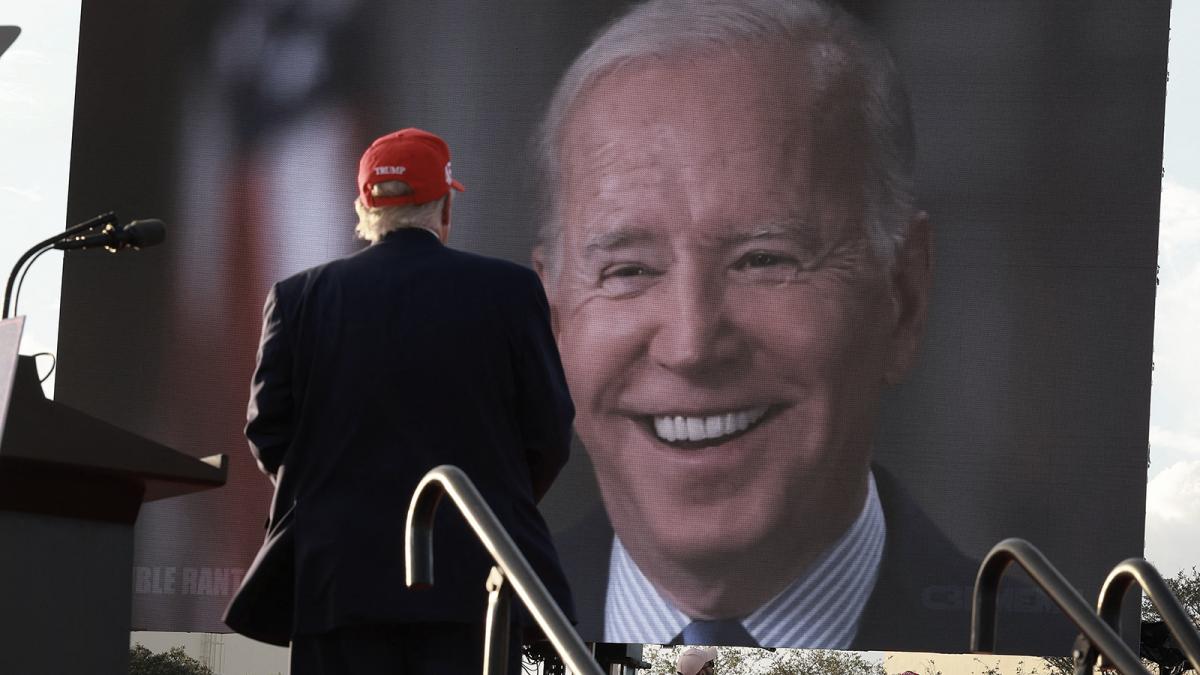  Trump pide que Biden se haga un 